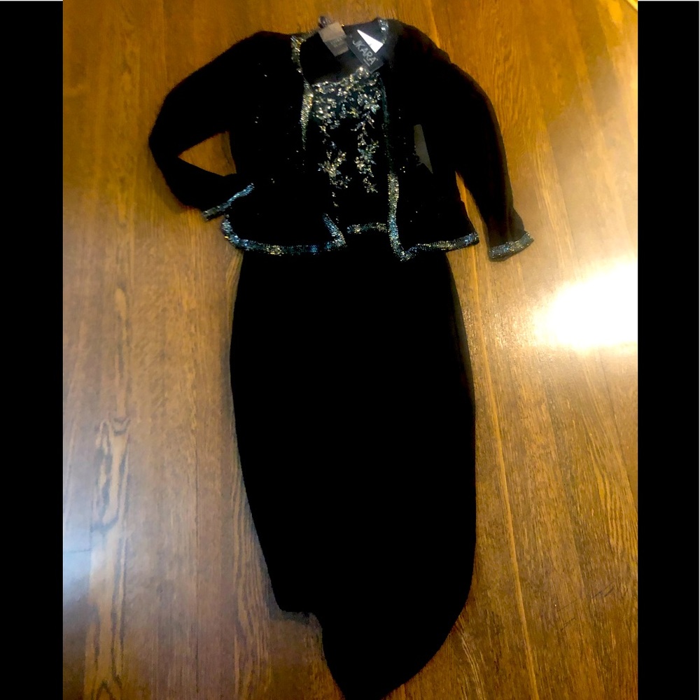 NWT JKARA of New York Gown